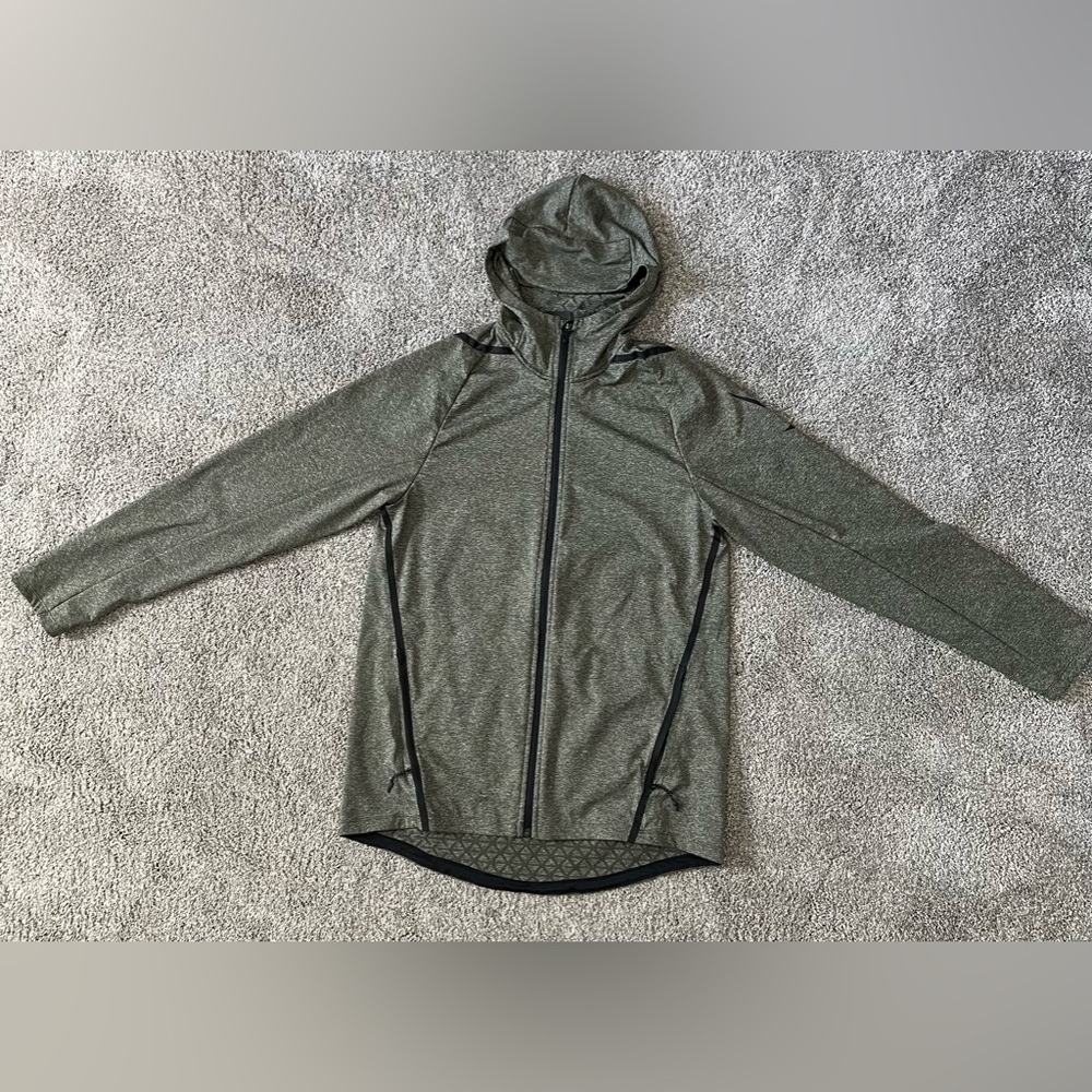 NEW with tags -Men’s Nike Training Zip-up Hoodie - Picture 2 of 11